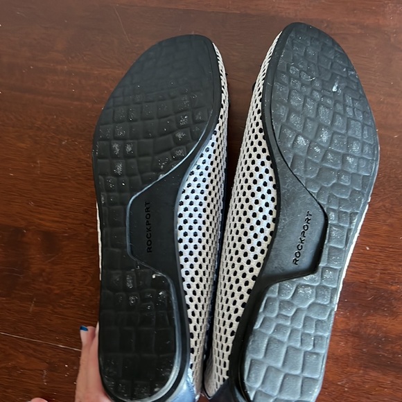 Ladies flats 8.5 - Picture 3 of 3